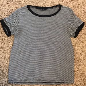 Cute short sleeve tee love t size large
